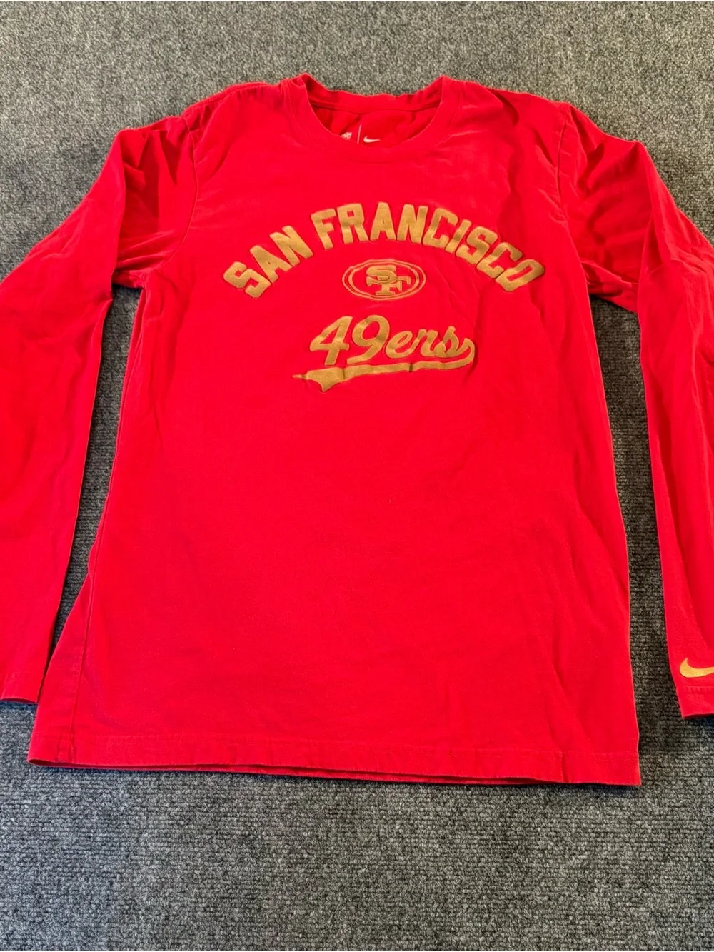 Nike San Francisco 49ers Men’s Medium Red Gold NFL Long Sleeve Shirt